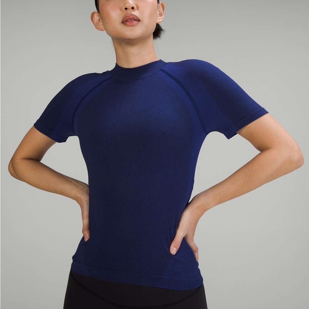 Lululemon Seamless Training Short Sleeve Shirt - Psychic SZ 4